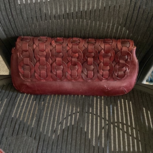 Patricia Nash Red Leather Clutch/Wristlet/Crossbody Handbag! - Picture 9 of 11